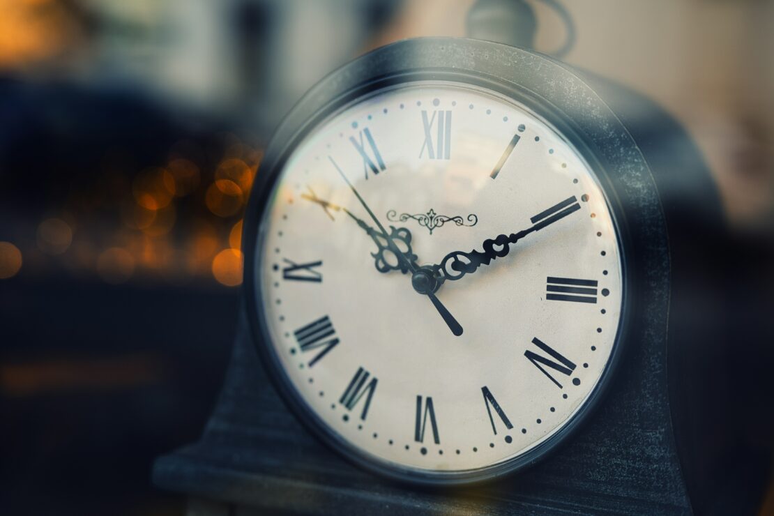  How Borders Change Your Sense of Time